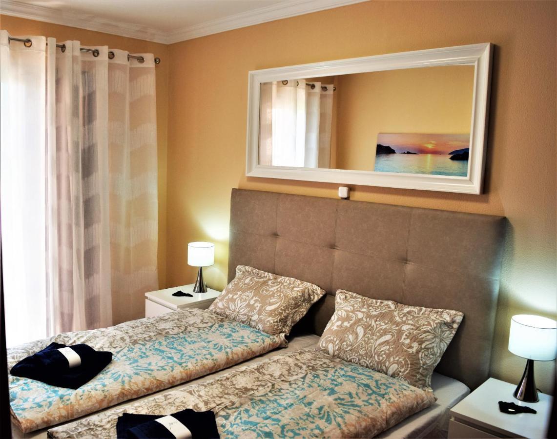 Victoria Family Apartman Tenerife Costa Del Silencio Buitenkant foto